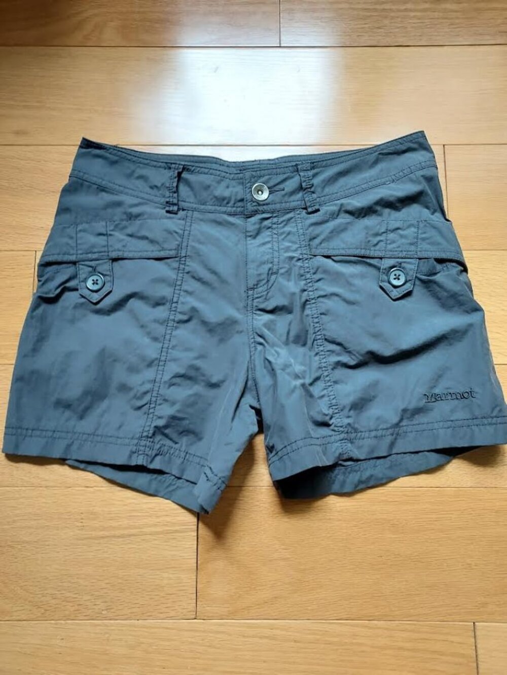 Marmot Women's Charcoal Gray Casual Outdoor Shorts Size 4
